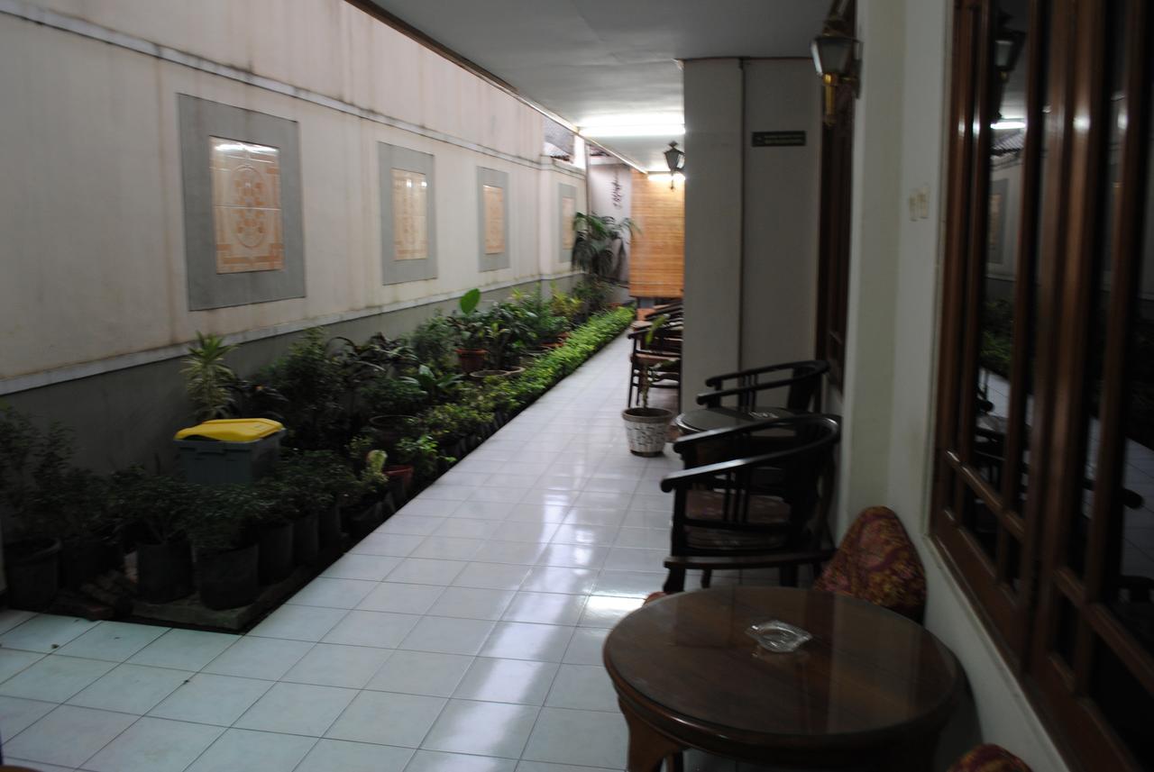 Hotel Wisata Baru Serang Eksteriør billede